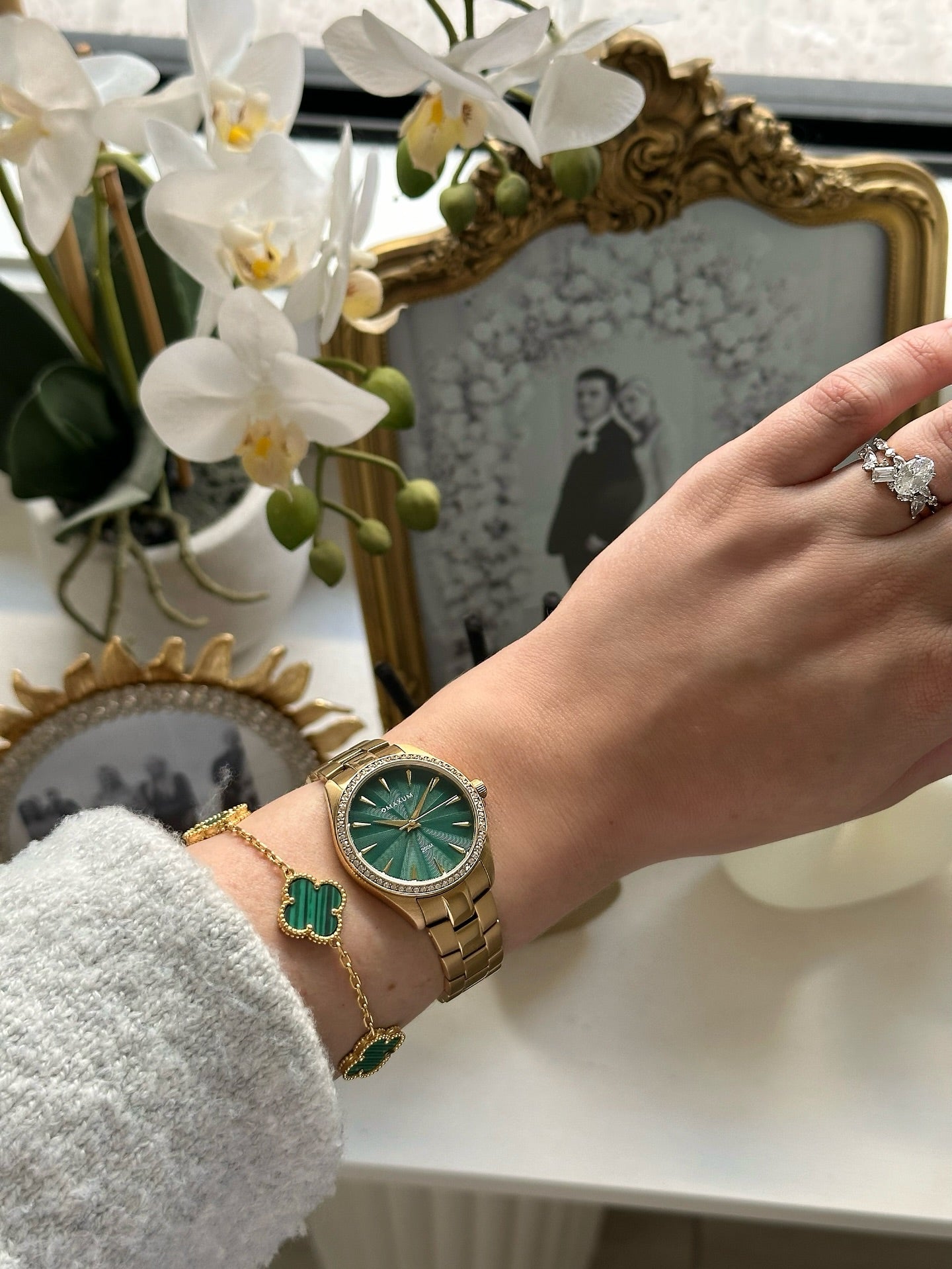 Sydney Crystal-Embellished Analogue Watch –Green Dial, Gold Tone Case & Gold Bracelet