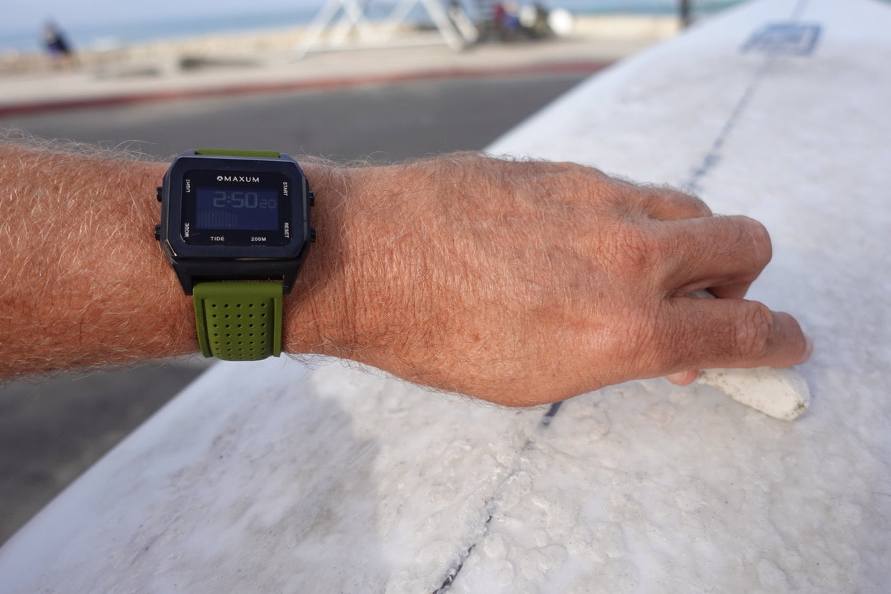 Raglan Digital Square Unisex Tide Watch – Black Case, Black Dial & Green Silicone Strap