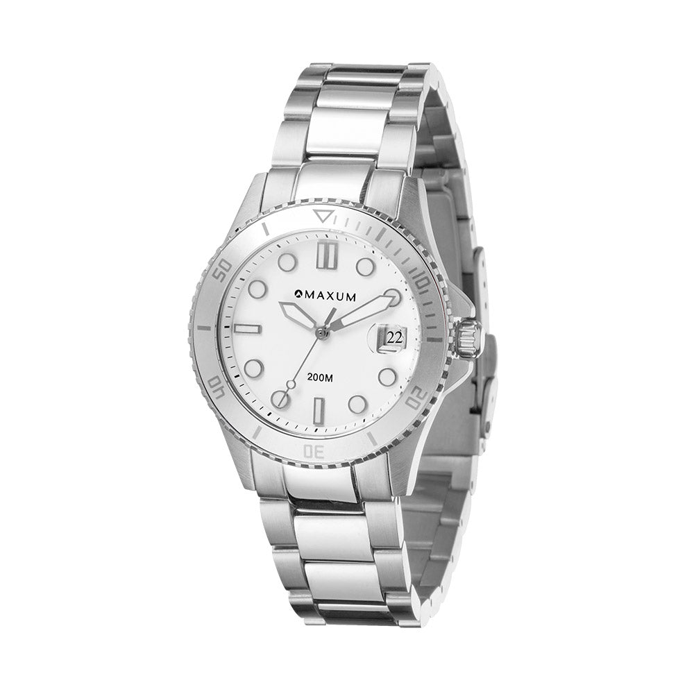 Maxum Liberty white dial watch with a silver-tone case and bracelet, featuring analog display and date function.