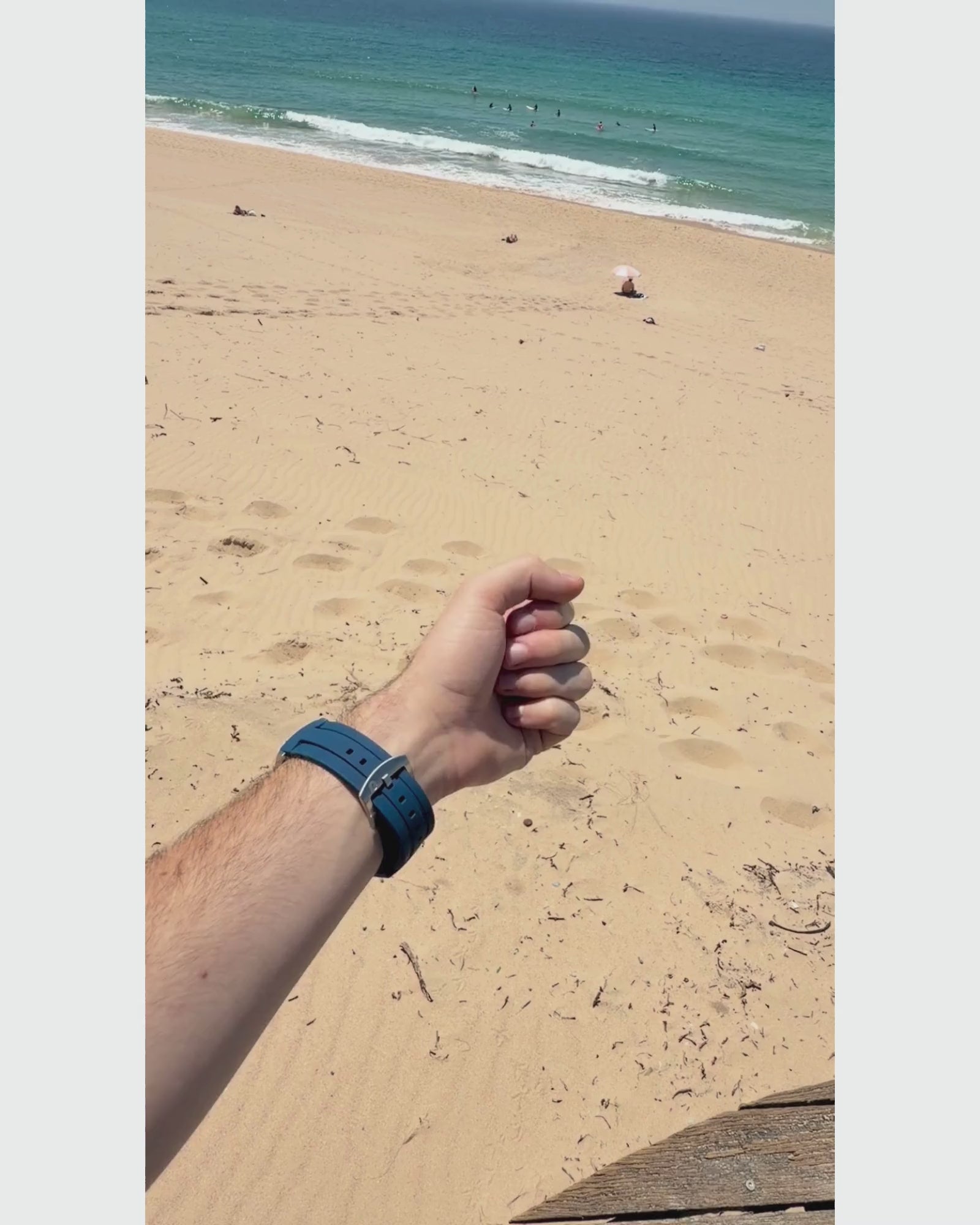 Prince Analogue Date Watch – Silver-Tone Case, Blue Dial & Blue Silicone Strap